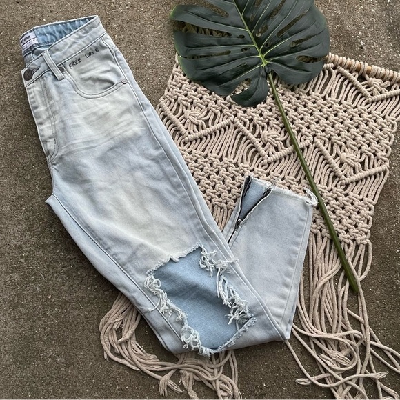 One Teaspoon Distressed Jeans Size 26 - High Waist Freebird - Picture 1 of 9